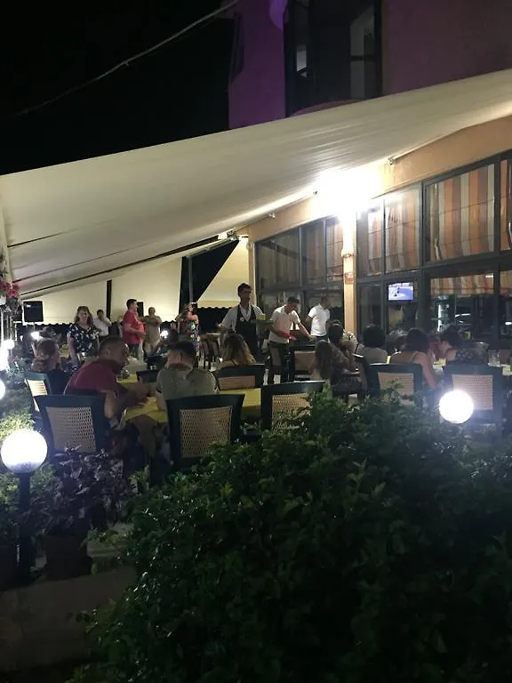 Hotel Kosmira Golem