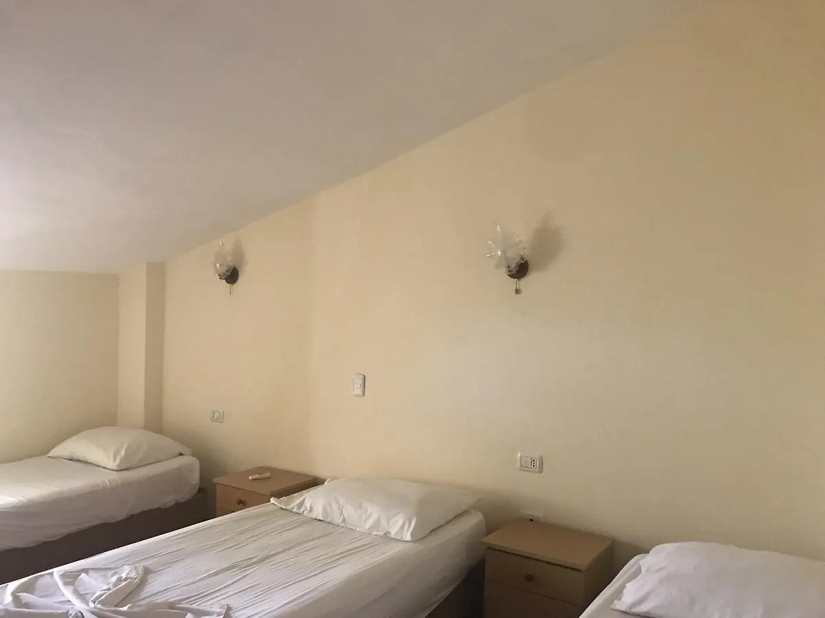 Hotel Kosmira Golem